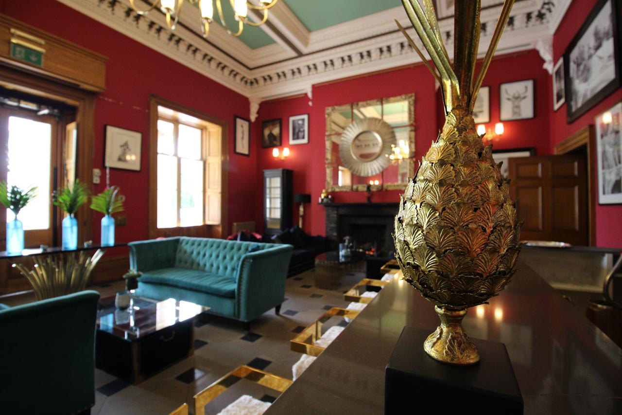 Haigh Hall Hotel Уигън Екстериор снимка